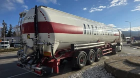 ����� �� �������� �� ����������� Spitzer 66 ���, ��