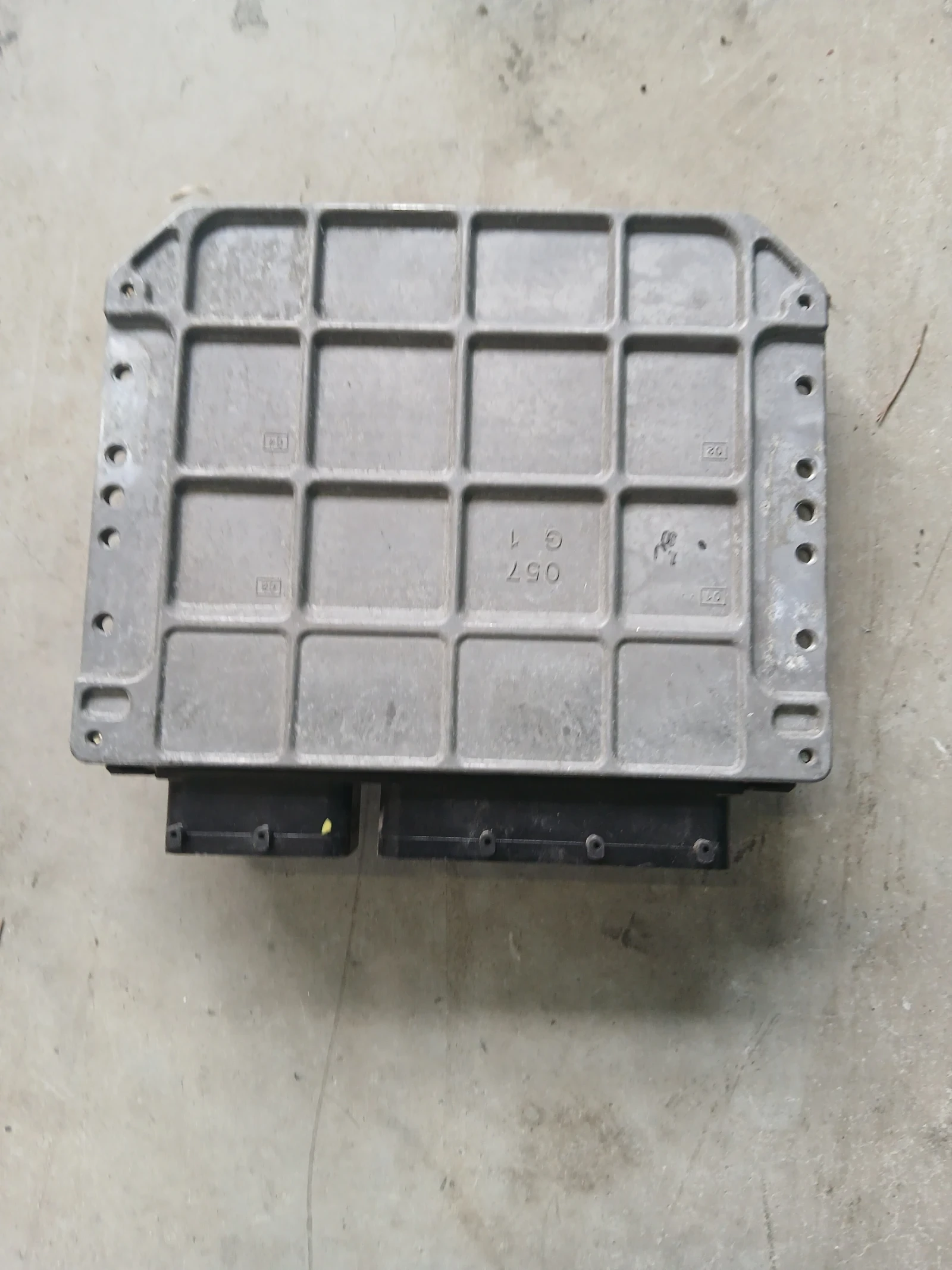 89661-42C00 Компютър Toyota Rav 4 2.2 D-cat , снимка 2 - Части - 54749330