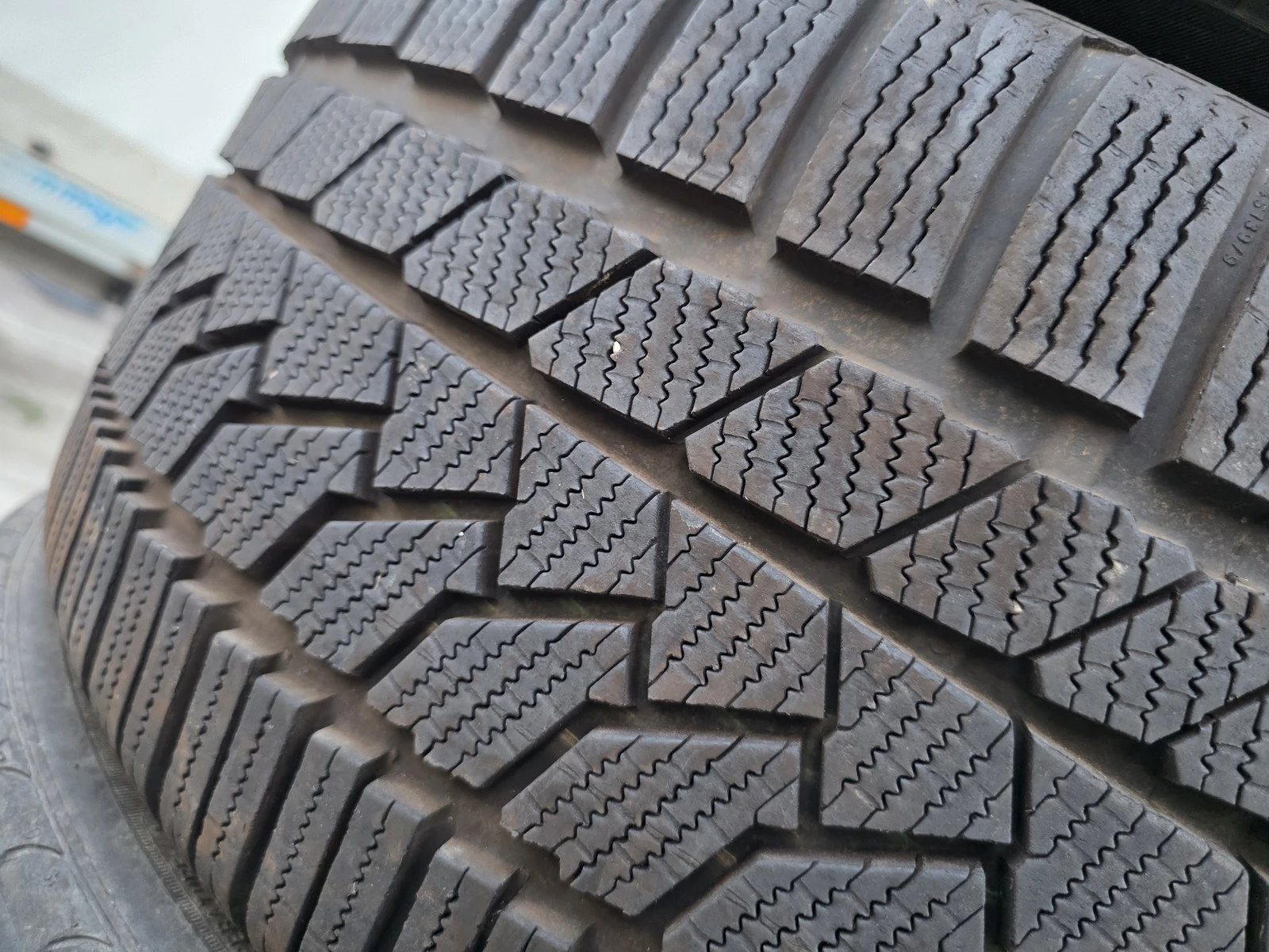 ���� 245/40R19 | Mobile.bg � ����������� 4