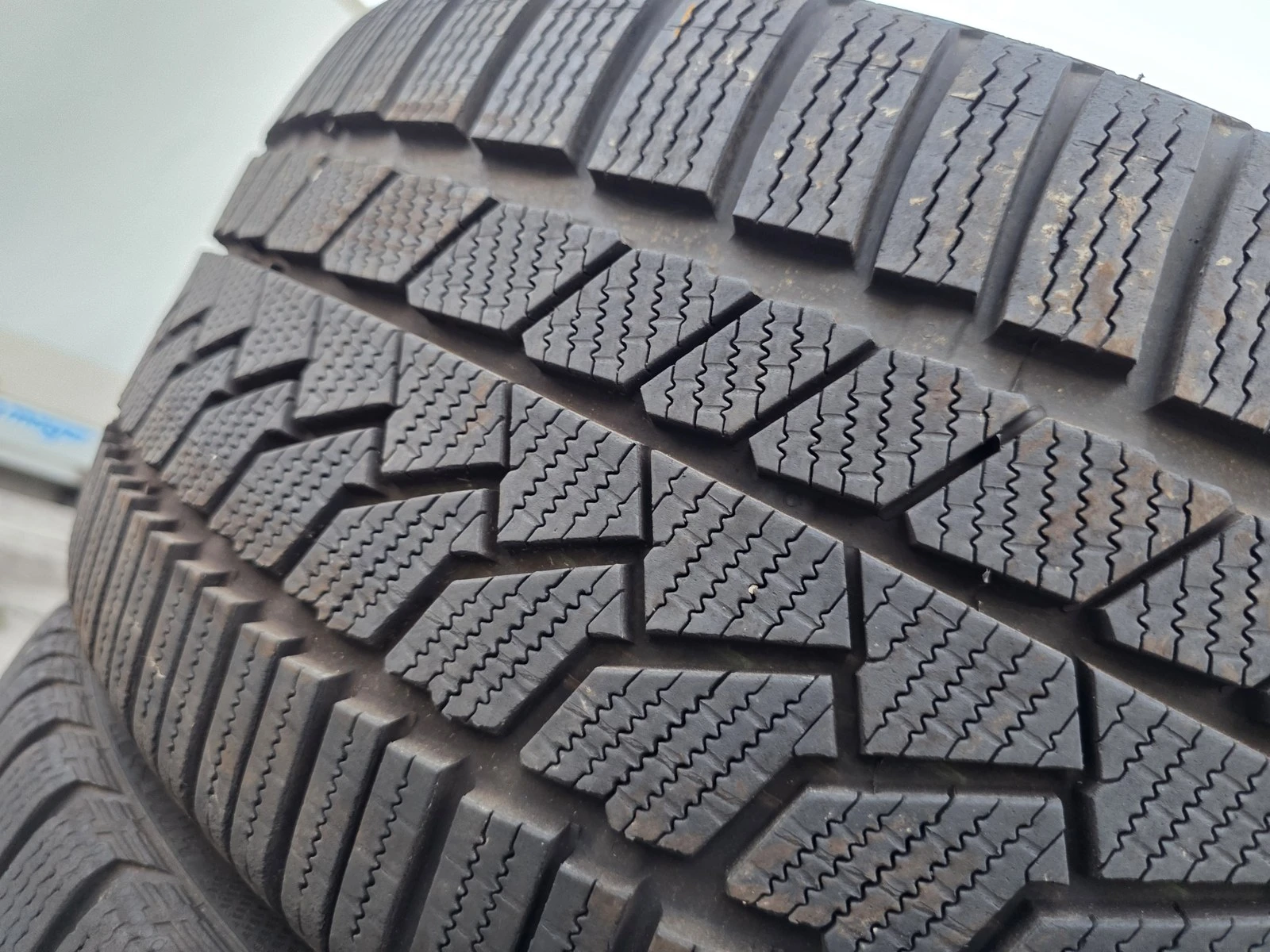 ���� 245/40R19 | Mobile.bg � ����������� 3