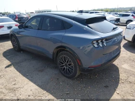 Ford Mustang Mach-E Premium, снимка 3
