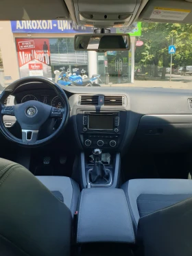 VW Jetta | Mobile.bg    5