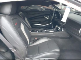 Обява за продажба на Chevrolet Camaro 2SS CARFAX АВТО КРЕДИТ  ~28 900 лв. - изображение 10