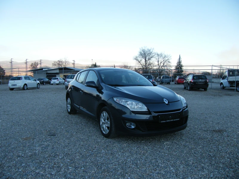 Renault Megane 1.5DCI NAVI, снимка 2 - Автомобили и джипове - 47958460