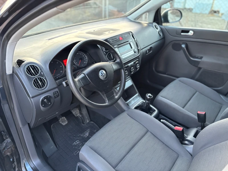 VW Golf Plus 1.9ТДИ 90КОНЯ, снимка 9 - Автомобили и джипове - 49601834