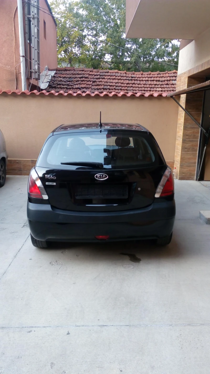 Kia Rio, снимка 2 - Автомобили и джипове - 51804349
