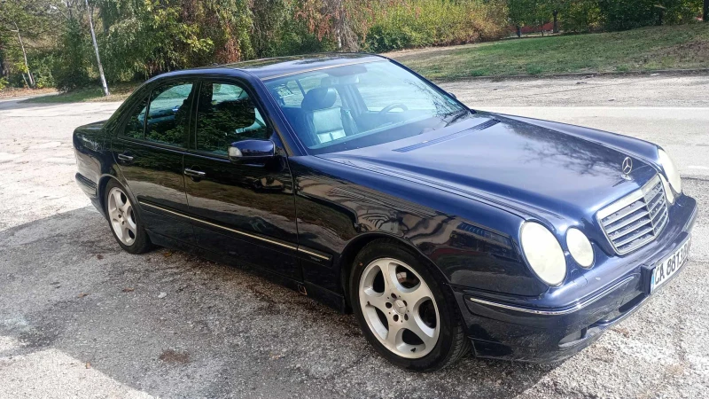 Mercedes-Benz E 240, снимка 2 - Автомобили и джипове - 52284094