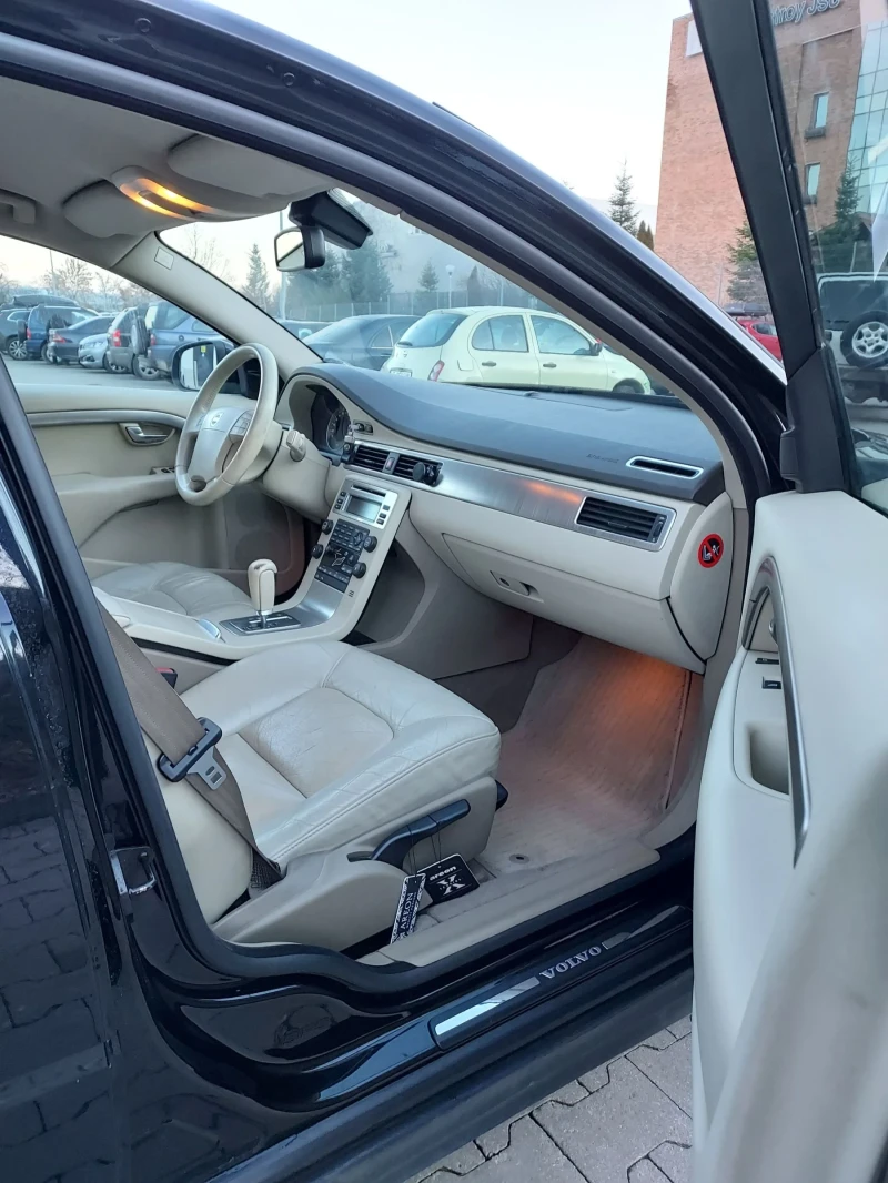 Volvo S80 2.5T, снимка 7 - Автомобили и джипове - 52392426