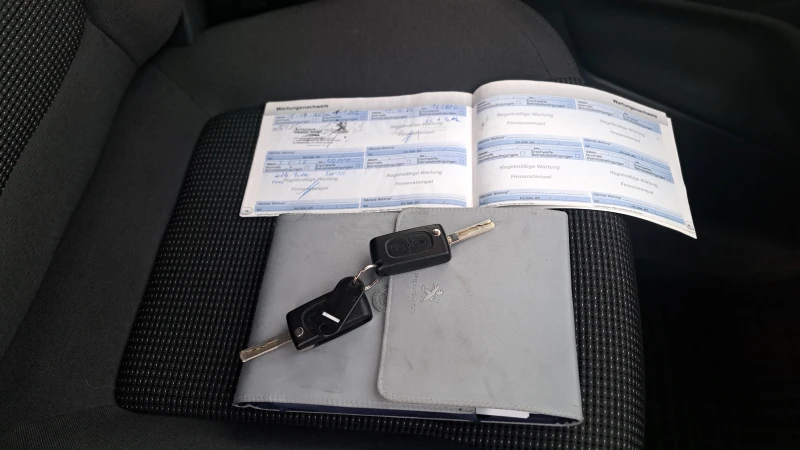 Peugeot 5008 ПЪЛНА СЕРВИЗНА ИСТОРИЯ , снимка 14 - Автомобили и джипове - 52419206