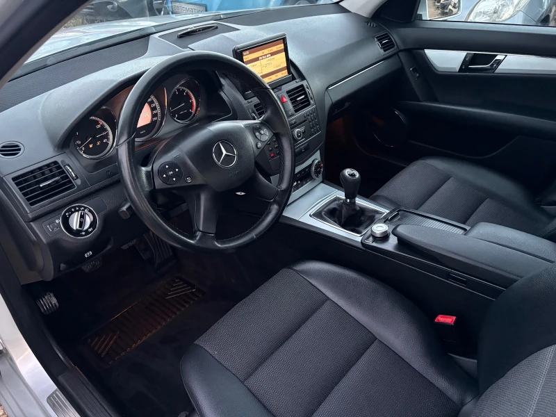 Mercedes-Benz C 220 170кс AVANTGARDE НАВИГАЦИЯ ПАРКТРОНИК, снимка 7 - Автомобили и джипове - 52566336
