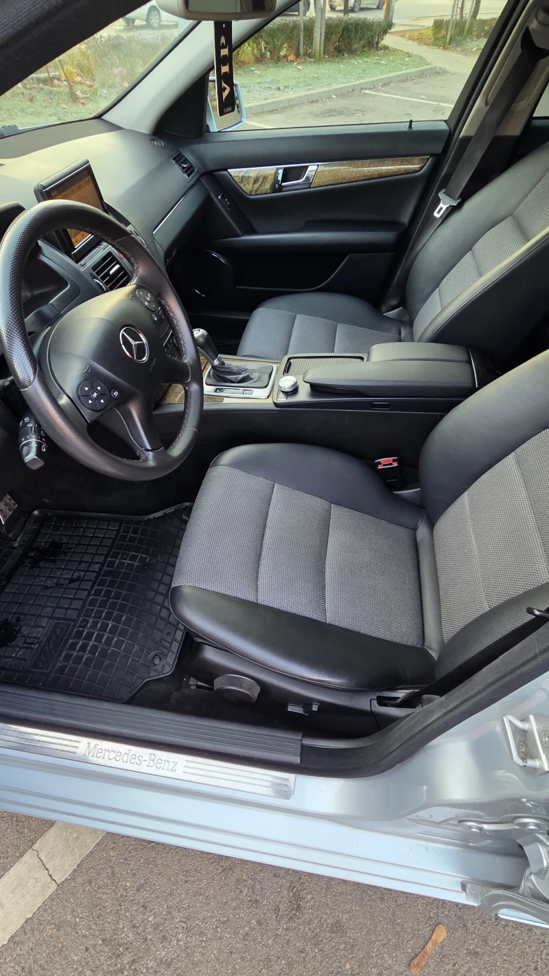 Mercedes-Benz C 350 CDI 4MATIC, снимка 10 - Автомобили и джипове - 53089639