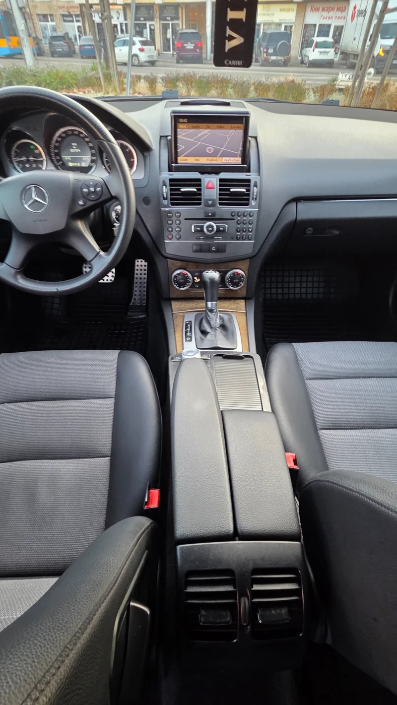 Mercedes-Benz C 350 CDI 4MATIC, снимка 12 - Автомобили и джипове - 53089639