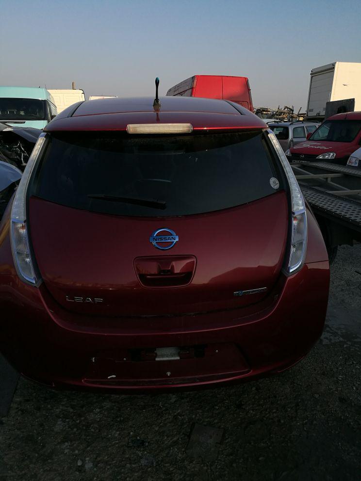 Nissan Leaf  Azeo, снимка 5 - Автомобили и джипове - 24468405