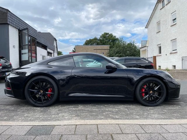 Porsche 911 4 GTS* COUPE* LIFT* FACE* SPORT DESIGN* 360 CAM*  - изображение 3