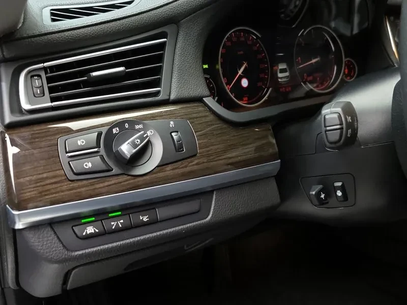 BMW 730 xDrive, снимка 17 - Автомобили и джипове - 55349334