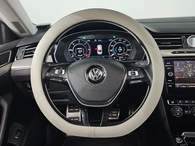 VW Arteon 2.0 Tdi Premium, снимка 13 - Автомобили и джипове - 55889082