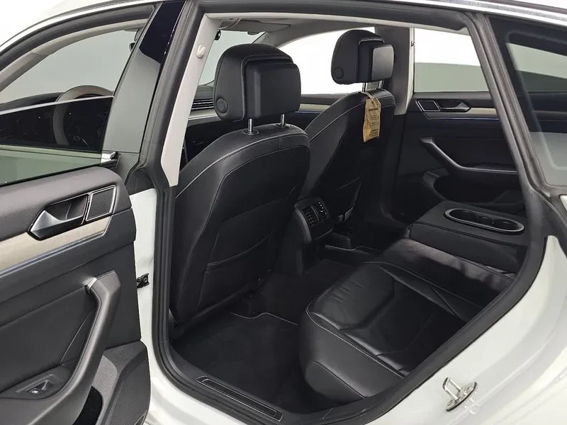 VW Arteon 2.0 Tdi Premium, снимка 12 - Автомобили и джипове - 55889082