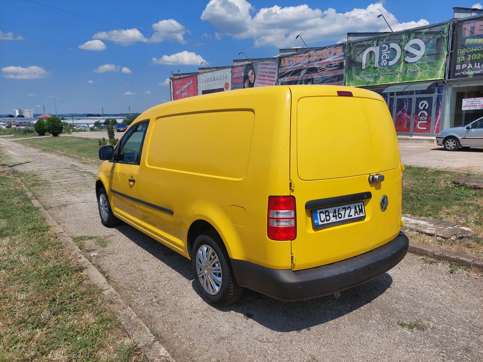 VW Caddy Maksi 1.6td   101 ps  - изображение 7