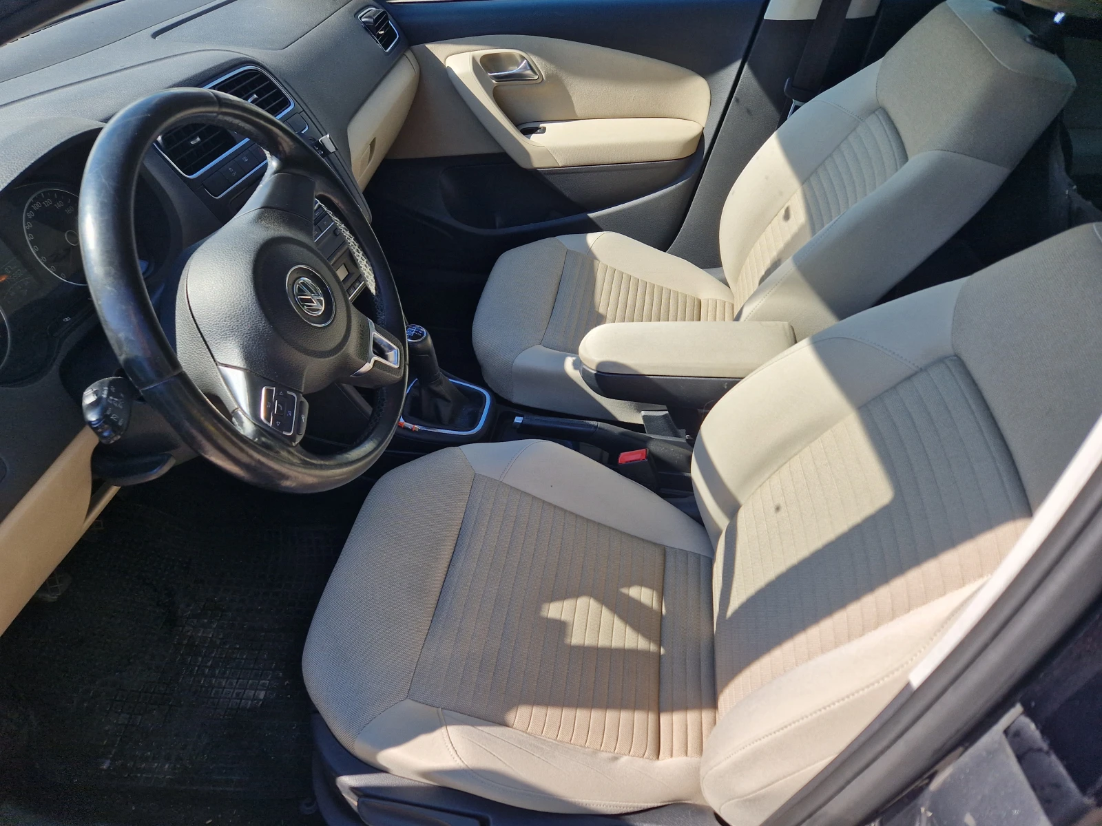 VW Polo 1.6 - изображение 5