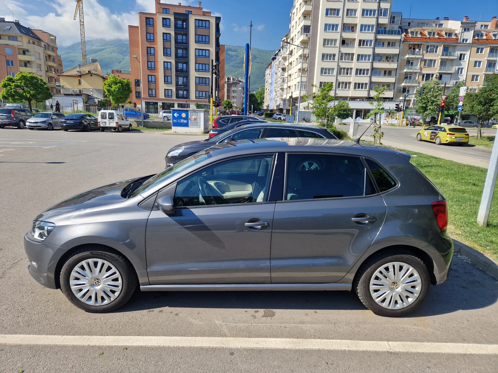 VW Polo 1.6 - изображение 3