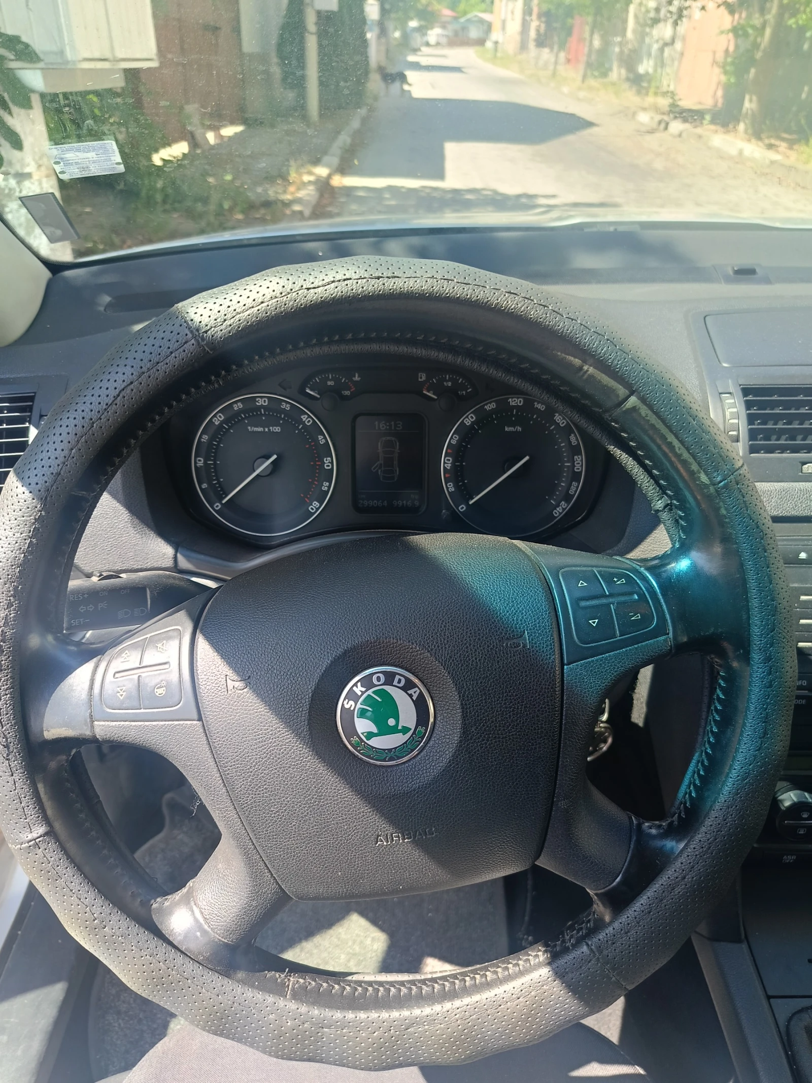 Skoda Octavia  - изображение 6