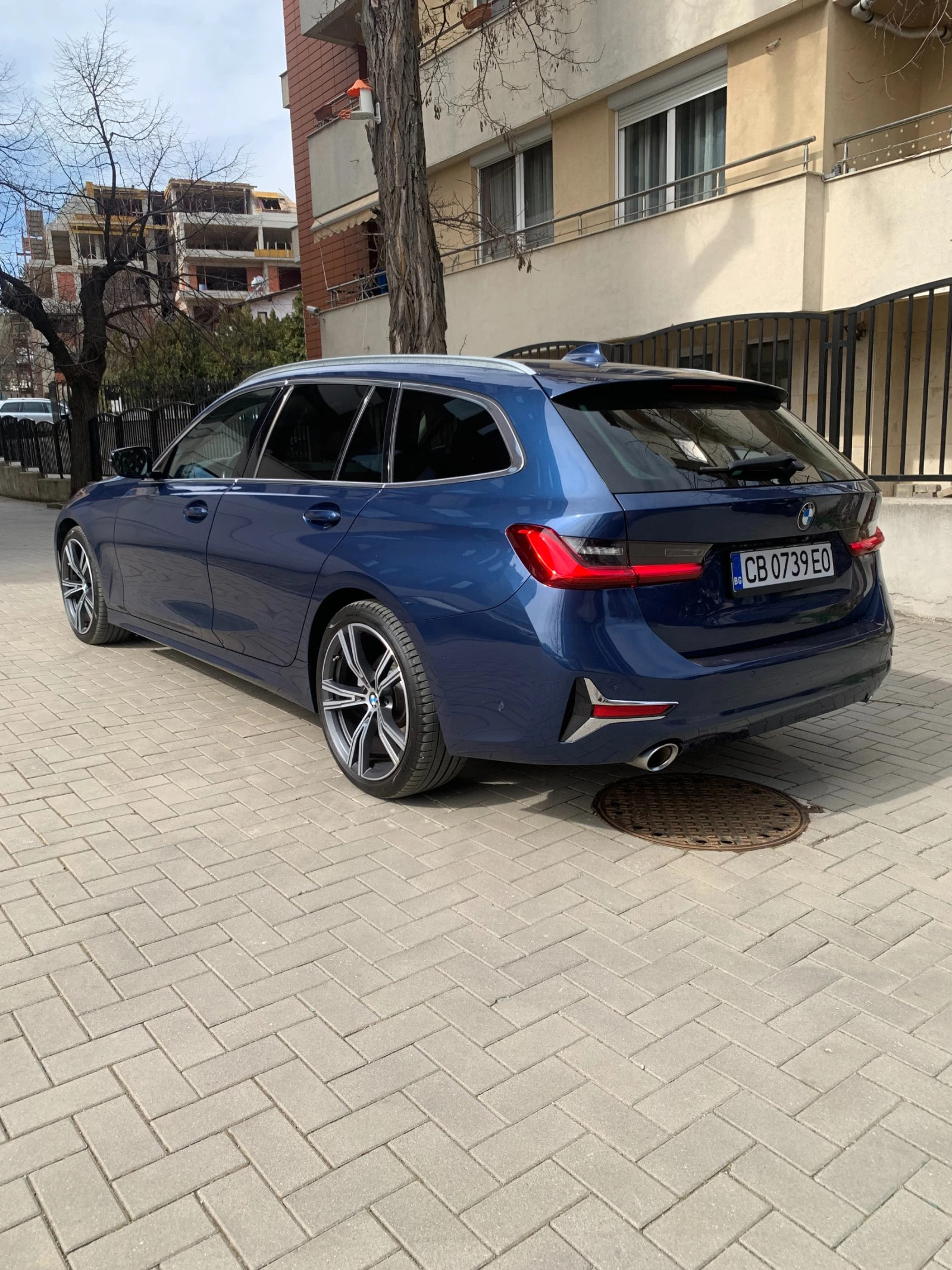 BMW 320 xDrive Luxury Line, Панорама, снимка 6 - Автомобили и джипове - 53844378