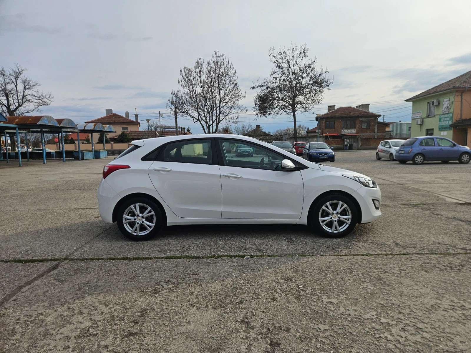 Hyundai I30, снимка 6 - Автомобили и джипове - 53918813