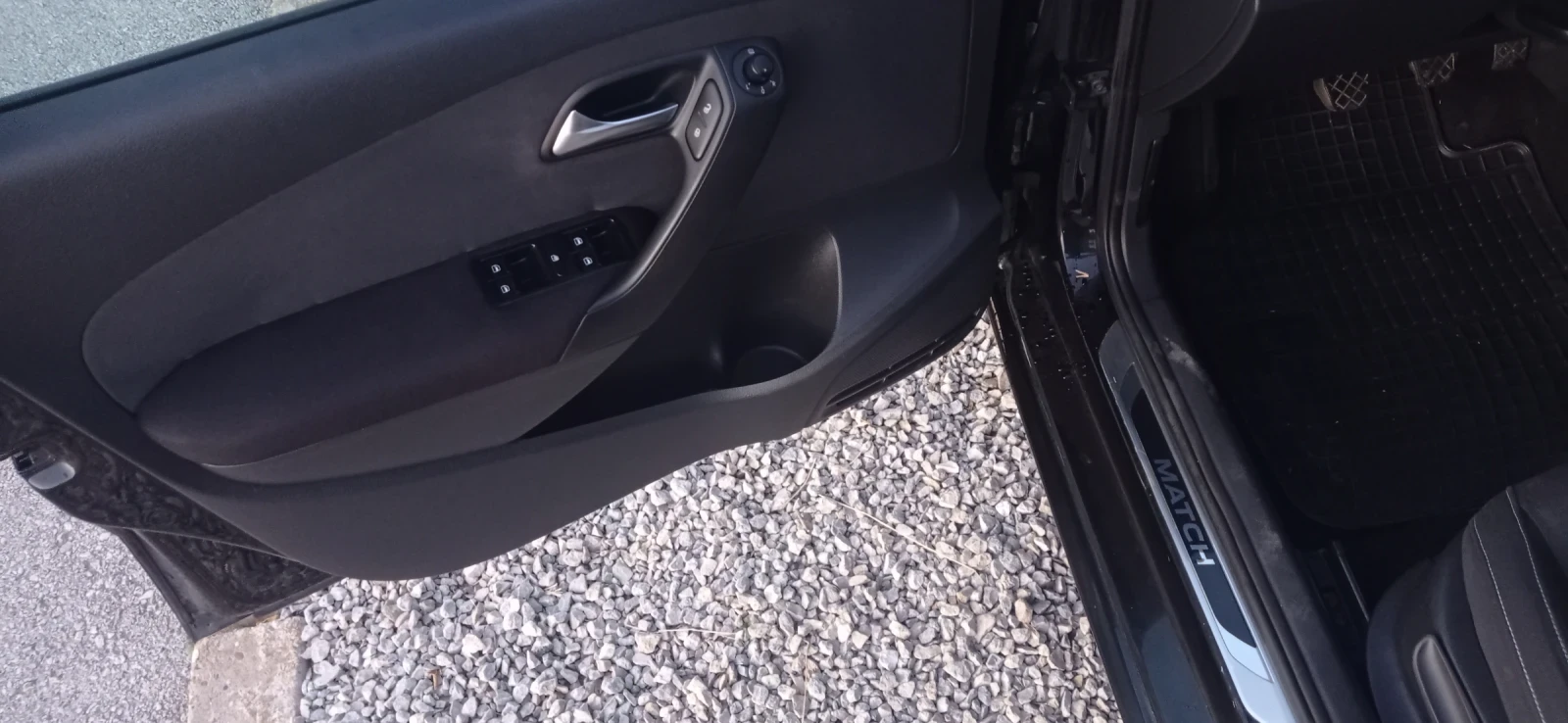 VW Polo 1.6TDI, снимка 12 - Автомобили и джипове - 53953968