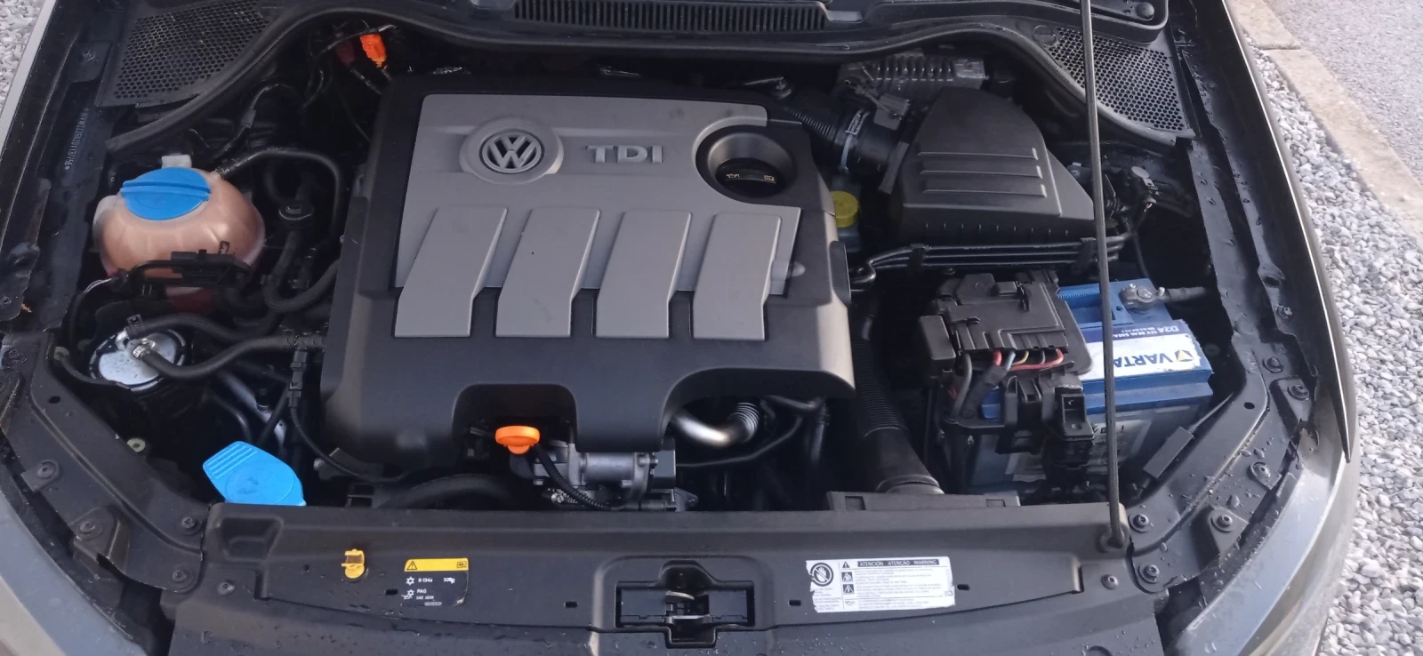 VW Polo 1.6TDI, снимка 13 - Автомобили и джипове - 53953968