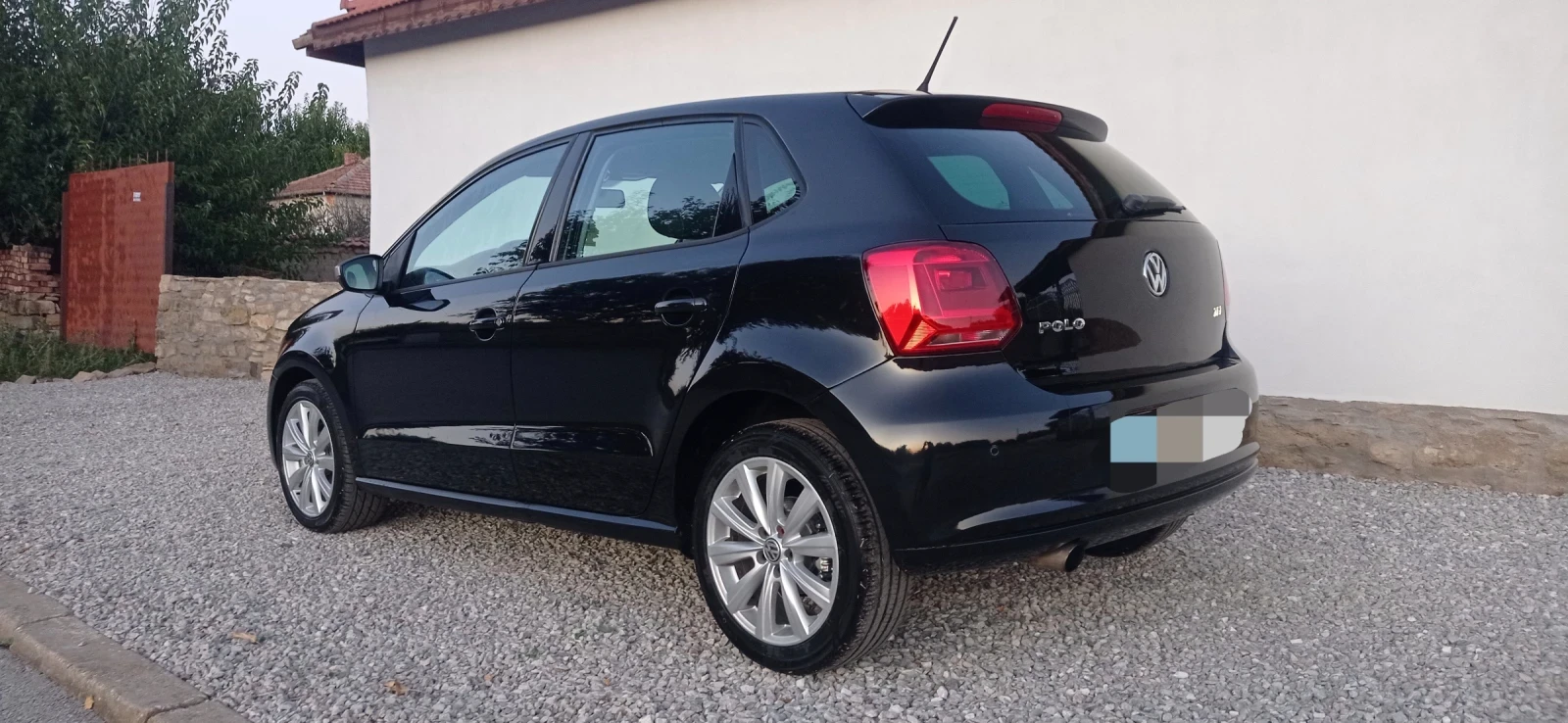 VW Polo 1.6TDI, снимка 5 - Автомобили и джипове - 53953968