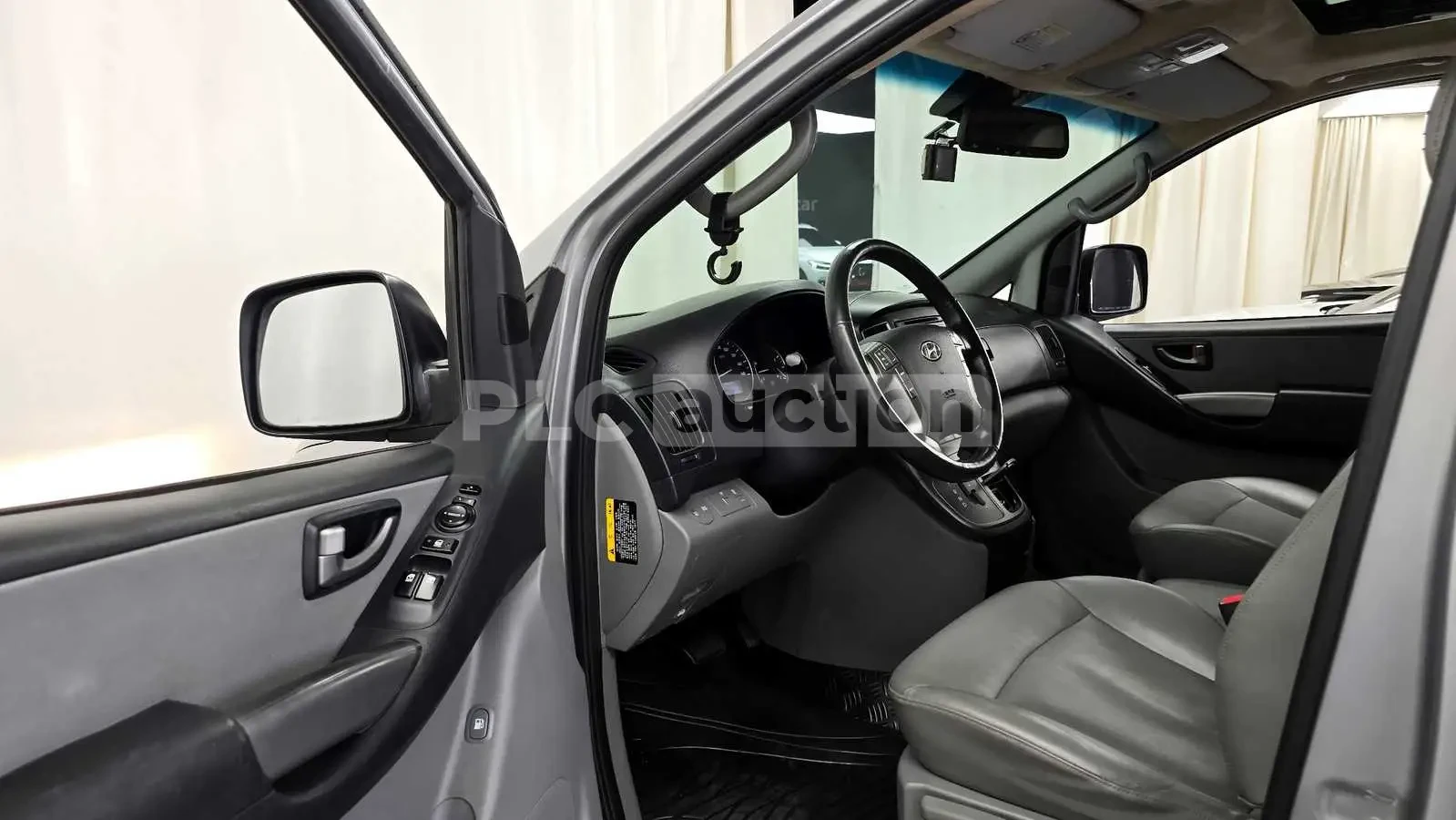 Hyundai Starex, снимка 10 - Автомобили и джипове - 54102806