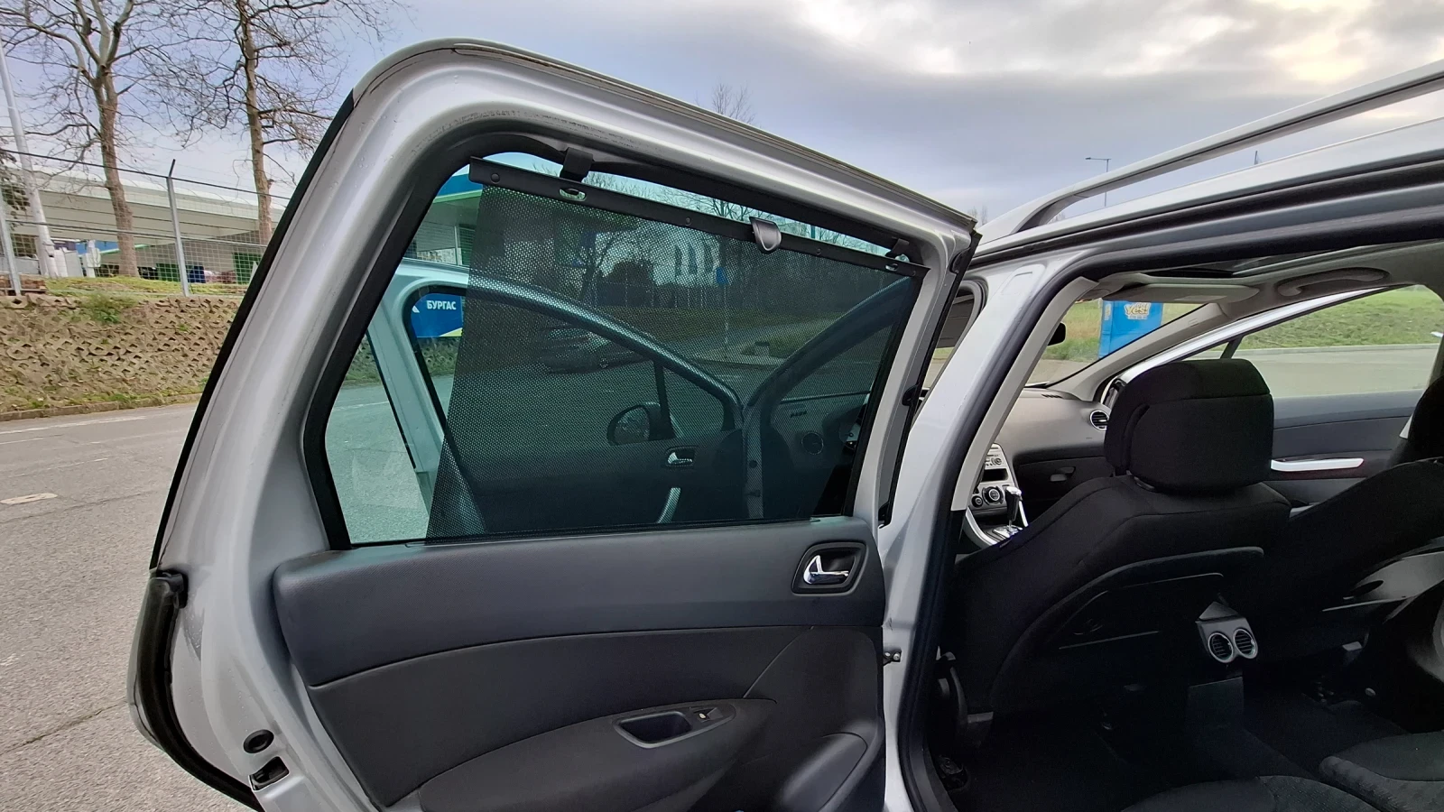 Peugeot 308 2.0 Diesel, снимка 11 - Автомобили и джипове - 54128616