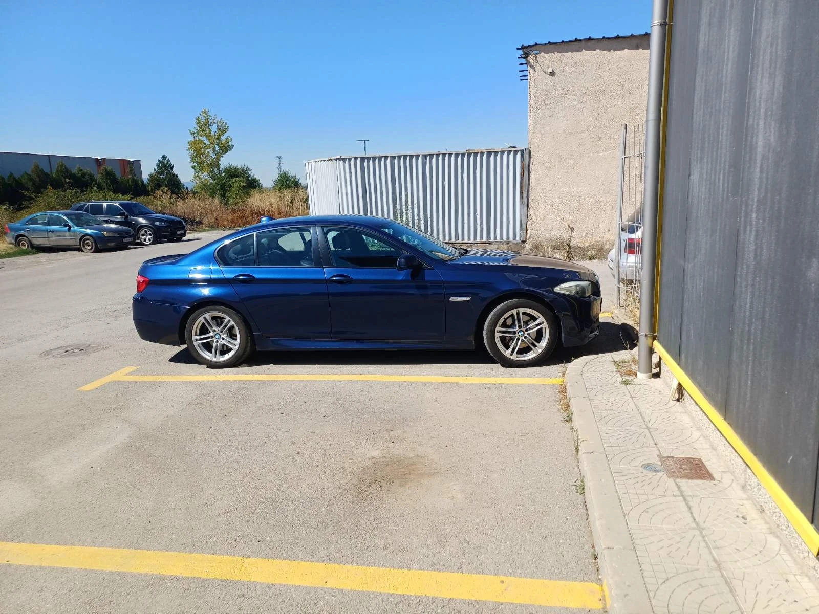 BMW 520, снимка 2 - Автомобили и джипове - 54230481