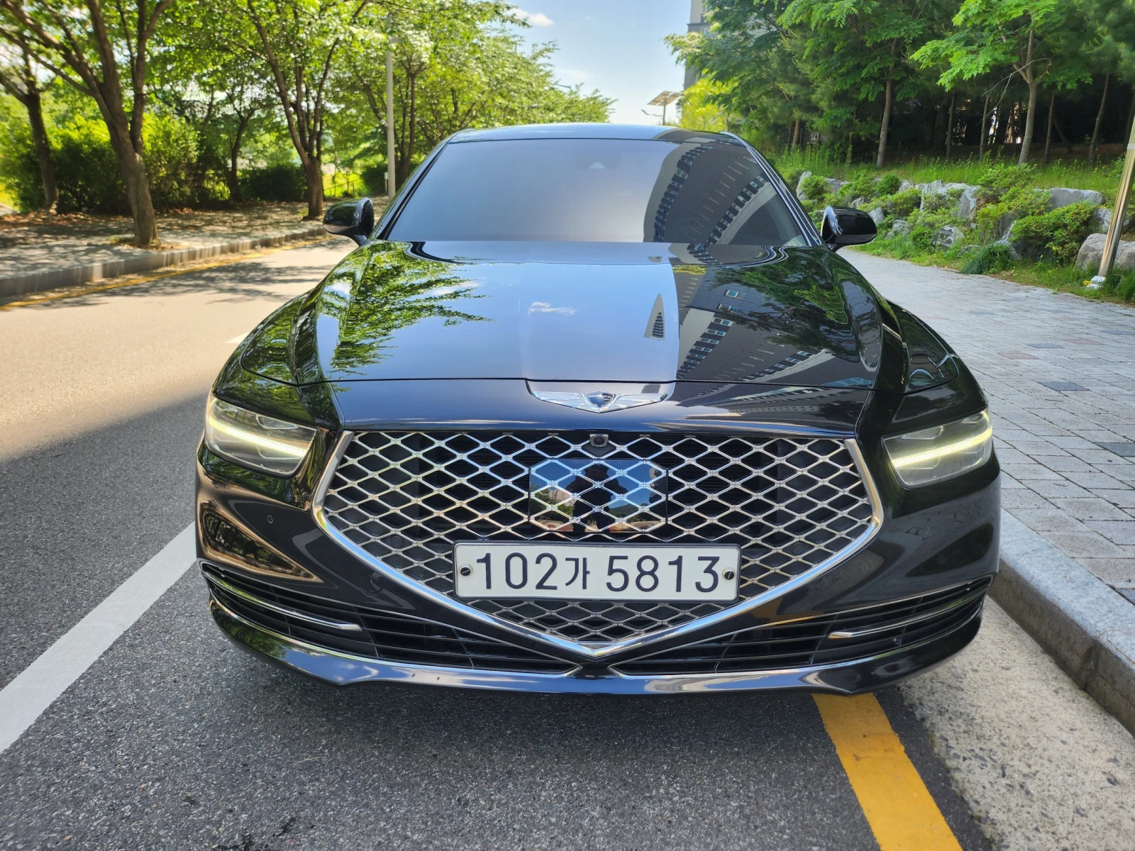 Genesis G90 HUD* ОБДУХ* ДИСТРОНИК* 360, снимка 3 - Автомобили и джипове - 54848735
