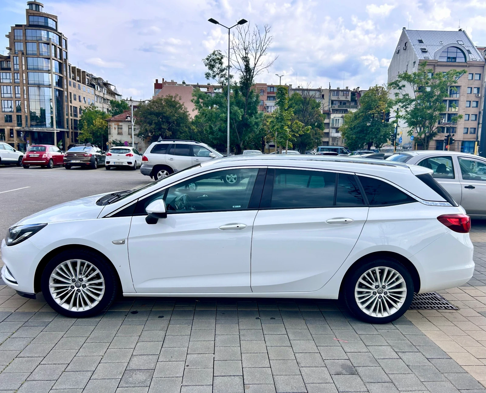 Opel Astra K Sports Tourer  , снимка 4 - Автомобили и джипове - 54887874