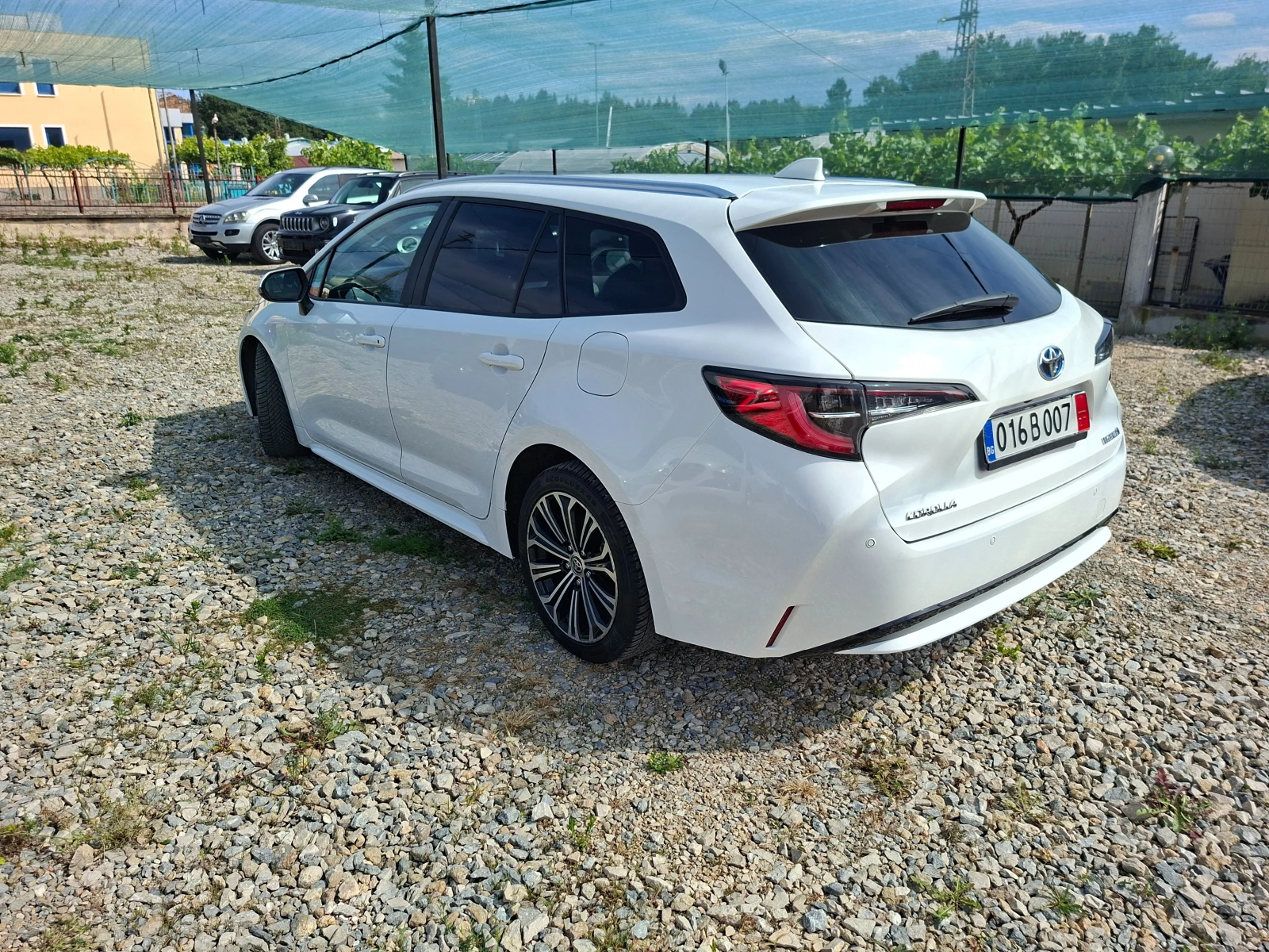 Toyota Corolla 1.8 HYBRiD | Mobile.bg � ����������� 4