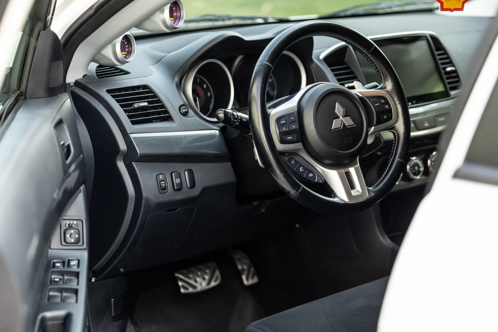 Mitsubishi Lancer EVOLUTION SE, снимка 12 - Автомобили и джипове - 55839099