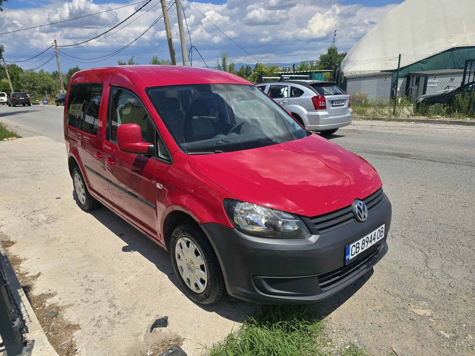 VW Caddy 1.6TDI, снимка 3 - Автомобили и джипове - 55841603