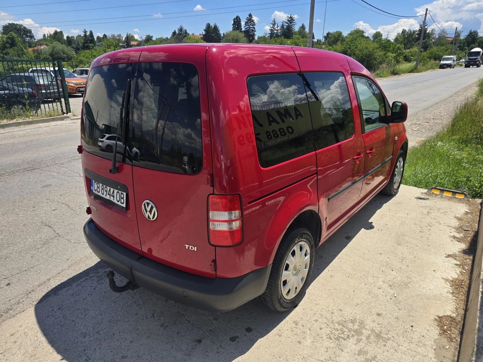 VW Caddy 1.6TDI, снимка 4 - Автомобили и джипове - 55841603