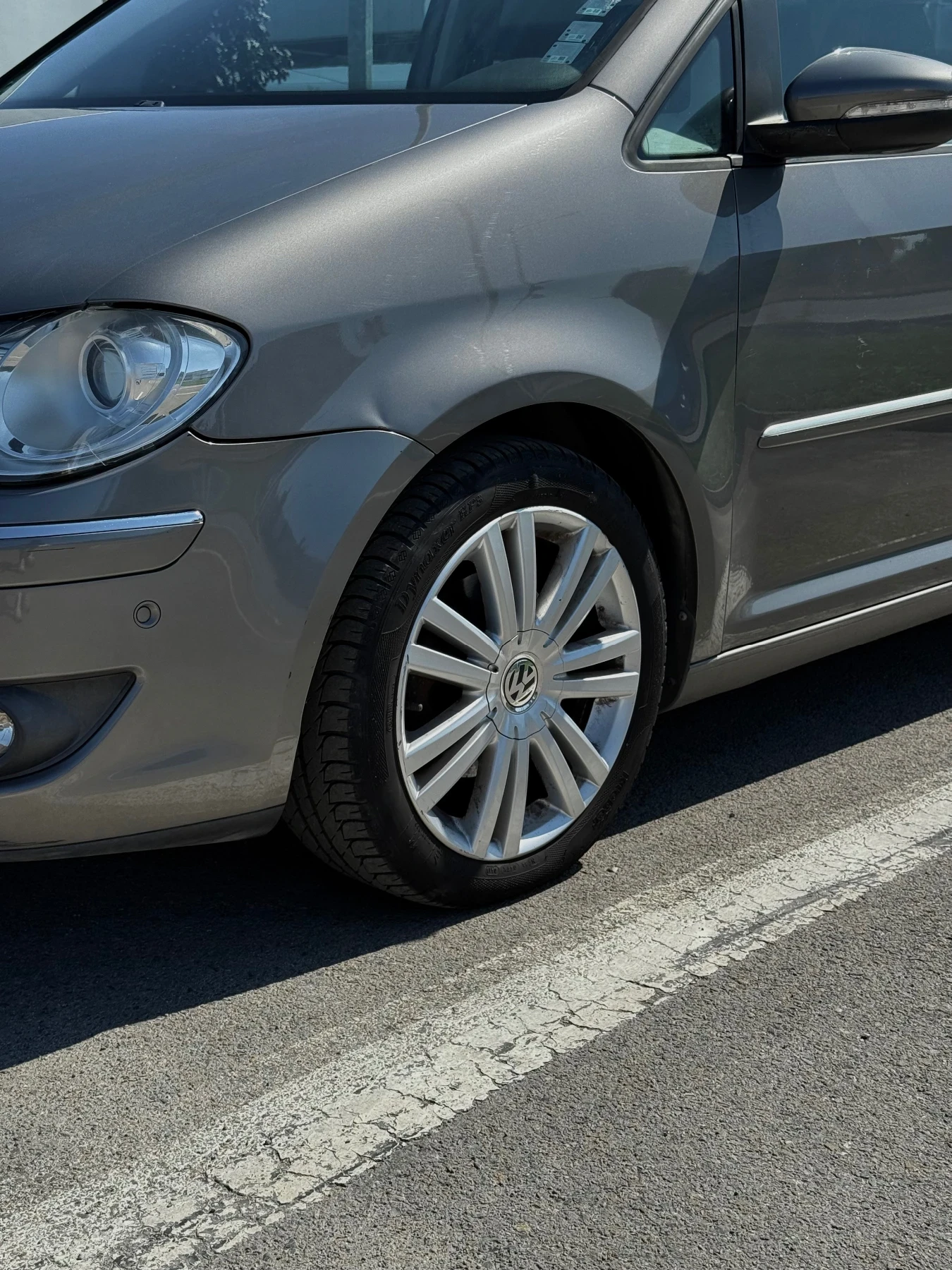 VW Touran, снимка 17 - Автомобили и джипове - 56056788