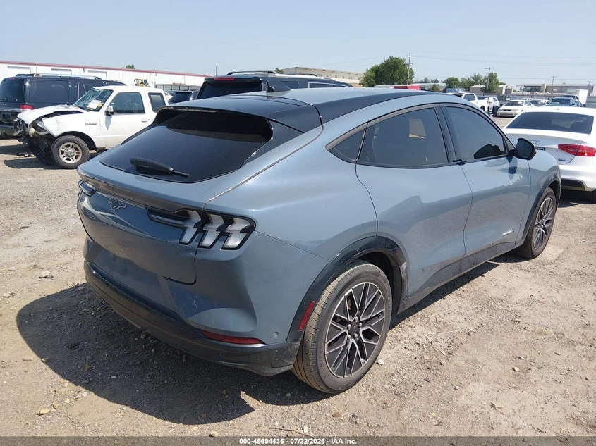Ford Mustang Mach-E Premium, снимка 4 - Автомобили и джипове - 56320060