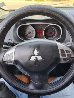 Mitsubishi Outlander 2 генерация, снимка 1