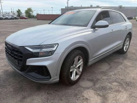 ������ Audi Q8