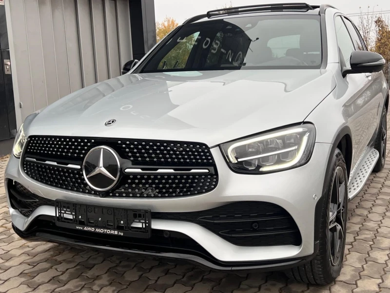 Mercedes-Benz GLC 300 AMGпакет Сервизна книж. Панорама Камери360 CarPlay, снимка 2 - Автомобили и джипове - 47989329