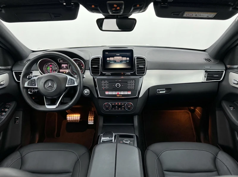 Mercedes-Benz GLE 350, снимка 16 - Автомобили и джипове - 52396658