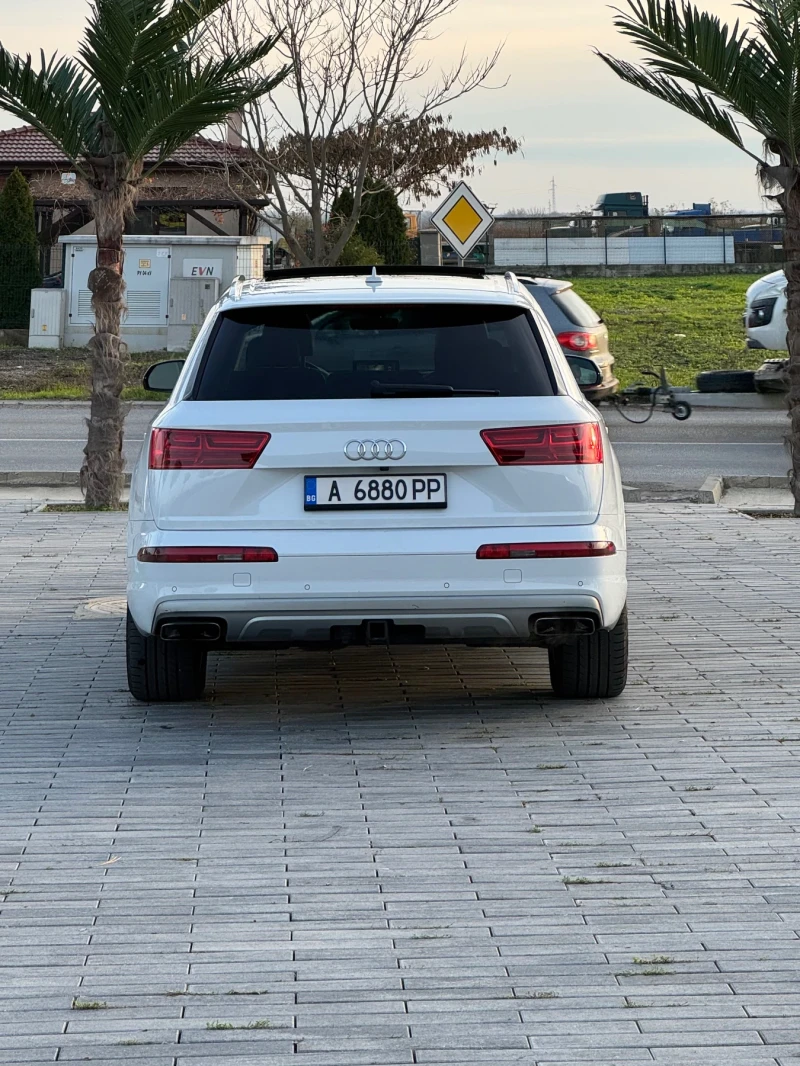 Audi Q7 3.0T/BOSE/PANORAMA/DISTRONIC/LANE ASSIST/LIZING, снимка 4 - Автомобили и джипове - 52728064