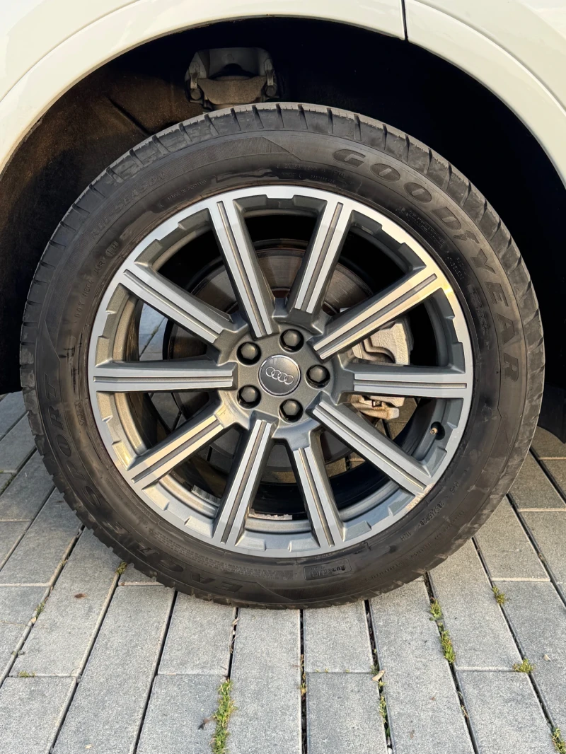 Audi Q7 3.0T/BOSE/PANORAMA/DISTRONIC/LANE ASSIST/LIZING, снимка 7 - Автомобили и джипове - 52728064