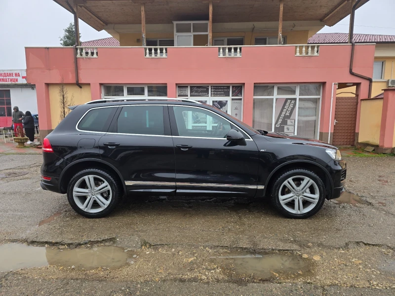 VW Touareg 3.0 TDI, снимка 4 - Автомобили и джипове - 53013319
