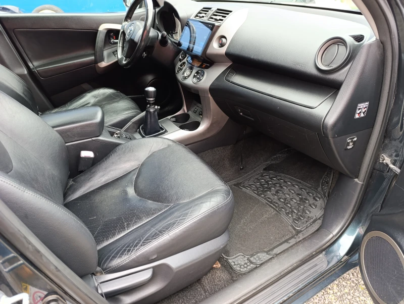 Toyota Rav4 2.2D-4 D 177 PS, снимка 15 - Автомобили и джипове - 53121310