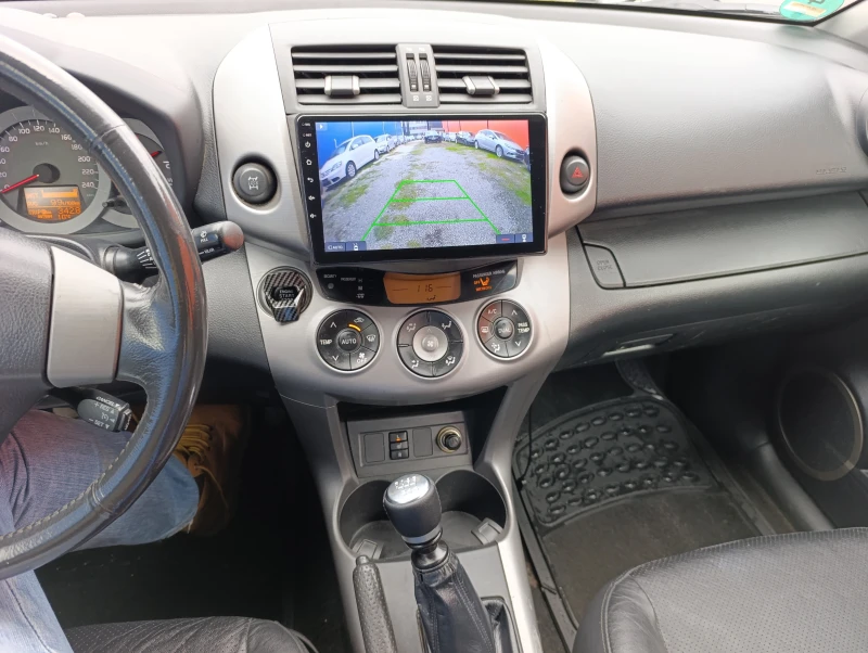 Toyota Rav4 2.2D-4 D 177 PS, снимка 8 - Автомобили и джипове - 53121310